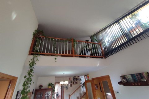 Apartamento de 3 dormitorios en venta en Palamós, Gerona, Cataluña, Spain № 3638 - foto 16