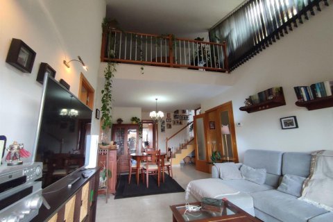 Apartamento de 3 dormitorios en venta en Palamós, Gerona, Cataluña, Spain № 3638 - foto 3