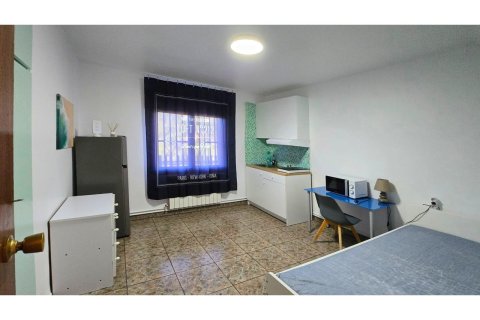 Сasa de 5 dormitorios en venta en Lloret de Mar, Gerona, Cataluña, Spain № 3632 - foto 16