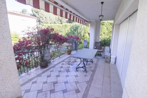 Сasa de 4 dormitorios en venta en Coma-Ruga, Tarragona, Cataluña, Spain № 3635 - foto 10