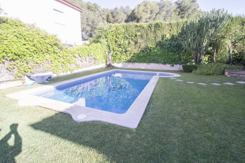 Сasa de 4 dormitorios en venta en Coma-Ruga, Tarragona, Cataluña, Spain № 3635 - foto 3