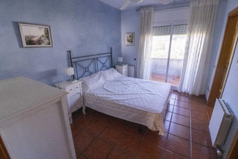 Сasa de 4 dormitorios en venta en Coma-Ruga, Tarragona, Cataluña, Spain № 3635 - foto 23