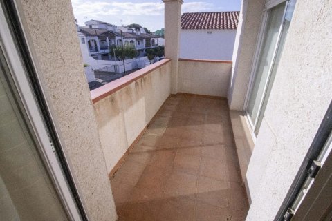 Сasa de 4 dormitorios en venta en Coma-Ruga, Tarragona, Cataluña, Spain № 3635 - foto 28