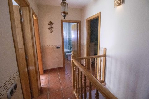 Сasa de 4 dormitorios en venta en Coma-Ruga, Tarragona, Cataluña, Spain № 3635 - foto 19