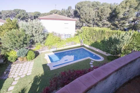 Сasa de 4 dormitorios en venta en Coma-Ruga, Tarragona, Cataluña, Spain № 3635 - foto 6