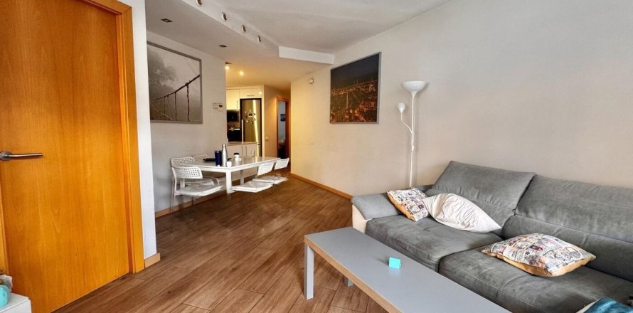 Apartamento de 4 dormitorios en venta en Barcelona, Cataluña, Spain № 3636