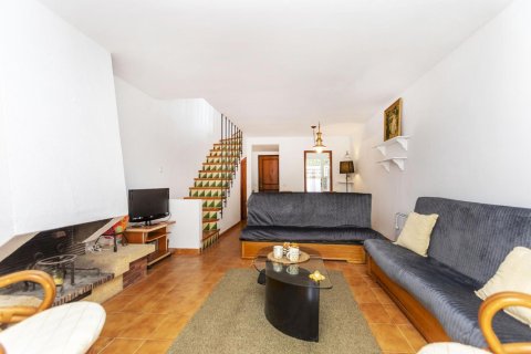 Casa adosada de 3 dormitorios en venta en Begur, Gerona, Cataluña, Spain № 3633 - foto 11