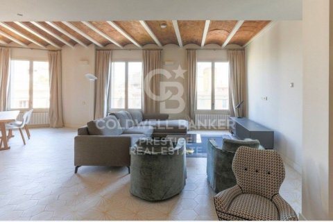 Apartamento de 2 dormitorios en venta en Barcelona, Cataluña, Spain № 6054 - foto 5