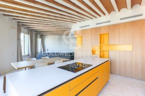 Apartamento de 2 dormitorios en venta en Barcelona, Cataluña, Spain № 6054 - foto 8