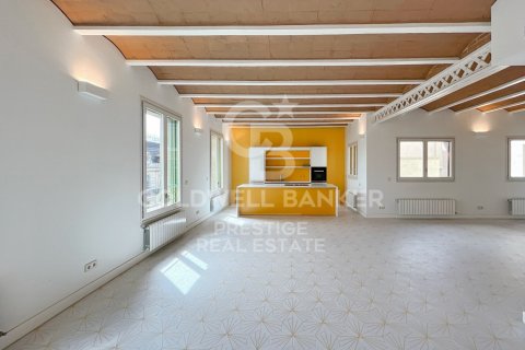 Apartamento de 2 dormitorios en venta en Barcelona, Cataluña, Spain № 6054