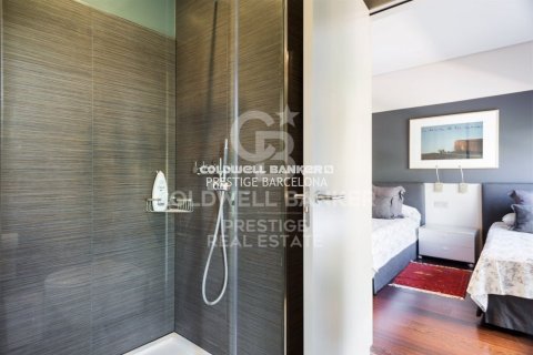 Apartamento de 5 dormitorios en venta en Barcelona, Cataluña, Spain № 6053 - foto 16