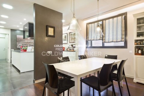 Apartamento de 5 dormitorios en venta en Barcelona, Cataluña, Spain № 6053 - foto 10