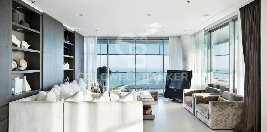 Ático de 4 dormitorios en venta en Barcelona, Cataluña, Spain № 6056