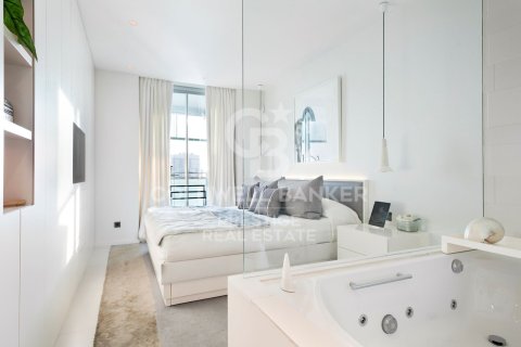 Ático de 4 dormitorios en venta en Barcelona, Cataluña, Spain № 6056 - foto 13