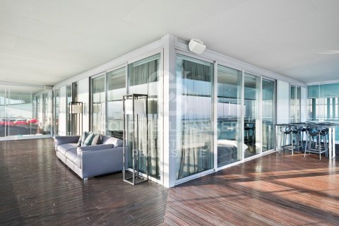 Ático de 4 dormitorios en venta en Barcelona, Cataluña, Spain № 6056 - foto 2