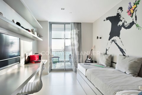 Ático de 4 dormitorios en venta en Barcelona, Cataluña, Spain № 6056 - foto 11