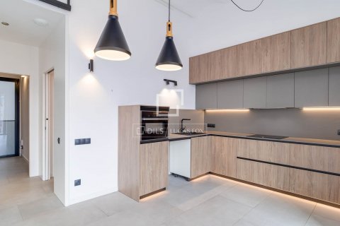 2 bedrooms apartment for sale in Barcelona, Catalonia, Spain № 8675 - photo 5