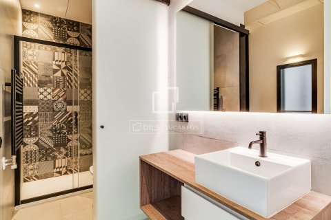 2 bedrooms apartment for sale in Barcelona, Catalonia, Spain № 8675 - photo 19