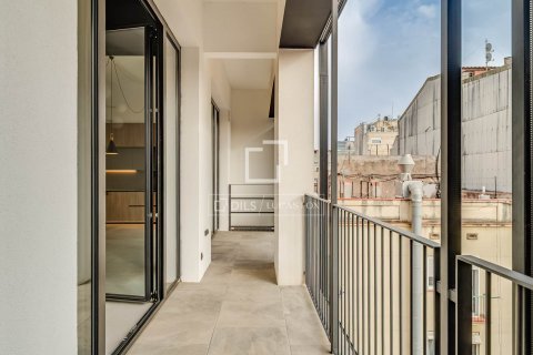2 bedrooms apartment for sale in Barcelona, Catalonia, Spain № 8675 - photo 13