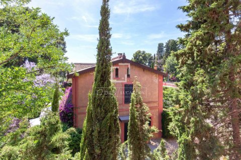 Apartamento de 4 dormitorios en venta en Esplugues de Llobregat, Barcelona, Cataluña, Spain № 8642 - foto 18