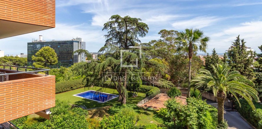 Apartamento de 4 dormitorios en venta en Esplugues de Llobregat, Barcelona, Cataluña, Spain № 8642