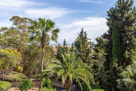 Apartamento de 4 dormitorios en venta en Esplugues de Llobregat, Barcelona, Cataluña, Spain № 8642 - foto 17