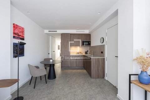 Propiedad comercial de 1357 m² en venta en Barcelona, Cataluña, Spain № 8643 - foto 4