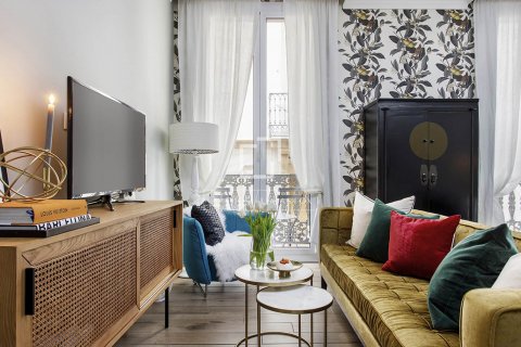 Apartamento de 2 dormitorios en venta en Barcelona, Cataluña, Spain № 8641 - foto 2