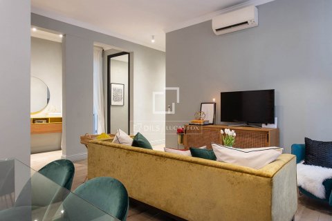 Apartamento de 2 dormitorios en venta en Barcelona, Cataluña, Spain № 8641 - foto 7