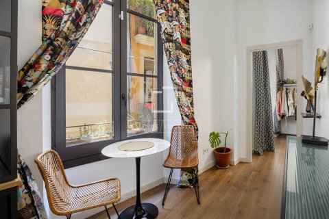 Apartamento de 1 dormitorio en venta en Barcelona, Cataluña, Spain № 8644 - foto 17