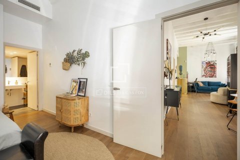 Apartamento de 1 dormitorio en venta en Barcelona, Cataluña, Spain № 8644 - foto 20