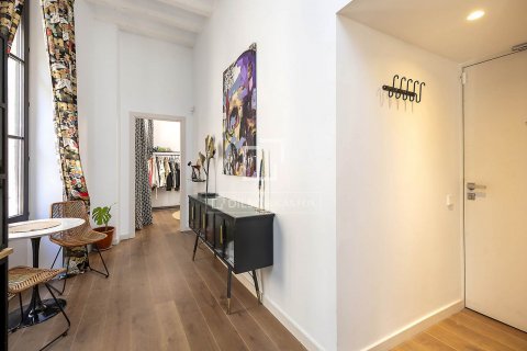 Apartamento de 1 dormitorio en venta en Barcelona, Cataluña, Spain № 8644 - foto 14