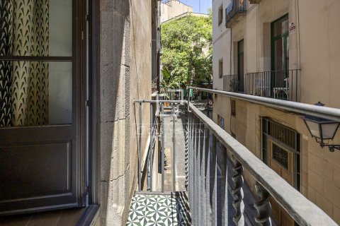 Apartamento de 1 dormitorio en venta en Barcelona, Cataluña, Spain № 8644 - foto 24