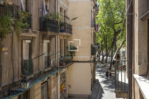 Apartamento de 1 dormitorio en venta en Barcelona, Cataluña, Spain № 8644 - foto 23