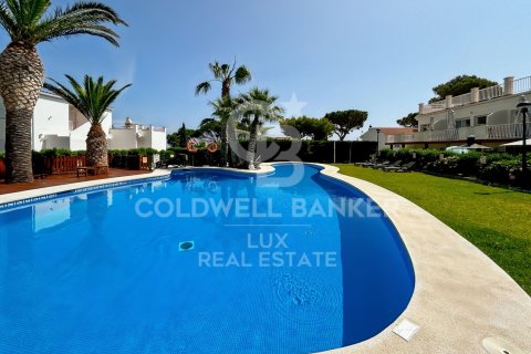 Hotel de 2208 m² en venta en Llanca, Gerona, Cataluña, Spain № 5655 - foto 12