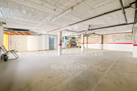 Сasa de 4 dormitorios en venta en L'Escala, Gerona, Cataluña, Spain № 5653 - foto 2