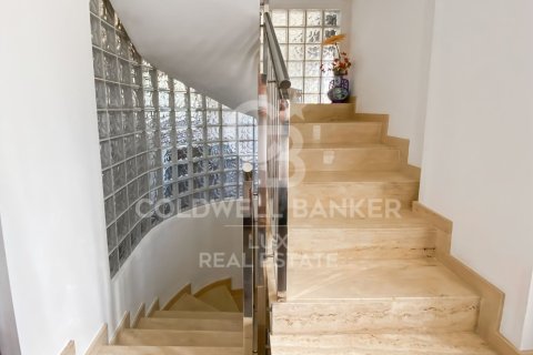 Сasa de 4 dormitorios en venta en L'Escala, Gerona, Cataluña, Spain № 5653 - foto 12