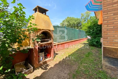 Сasa de 4 dormitorios en venta en L'Escala, Gerona, Cataluña, Spain № 5653 - foto 22