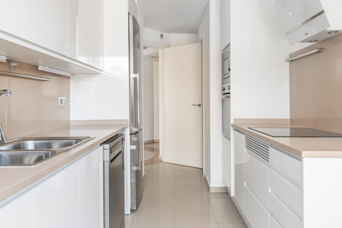 Apartamento de 3 dormitorios en venta en Diagonal Mar, Barcelona, Cataluña, Spain № 1198 - foto 2