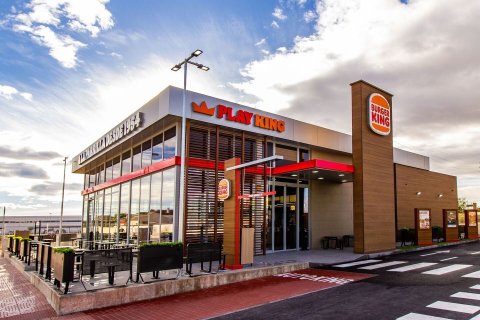 Propiedad comercial de 520 m² en venta en Badalona, Barcelona, Cataluña, Spain № 1196
