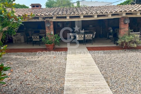 Купить виллу в Эль Масноу, Испания с 7 спален, 481м², № 7713 - фото 4