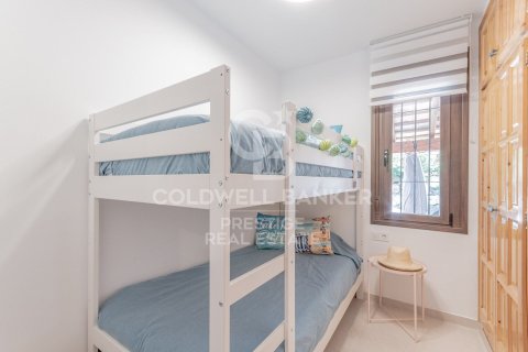 Casa adosada de 4 dormitorios en venta en Begur, Gerona, Cataluña, Spain № 7718 - foto 13