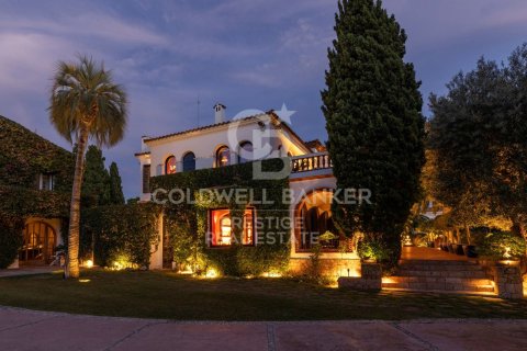 Сasa de 8 dormitorios en venta en Sitges, Barcelona, Cataluña, Spain № 7715 - foto 12