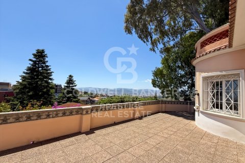 Villa de 12 dormitorios en venta en Sant Just Desvern, Barcelona, Cataluña, Spain № 7714 - foto 20