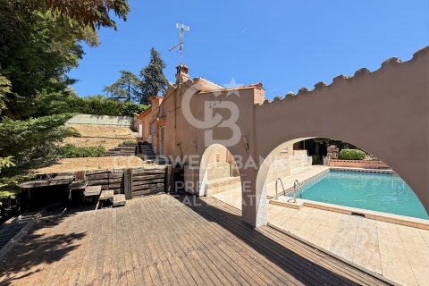 Villa de 12 dormitorios en venta en Sant Just Desvern, Barcelona, Cataluña, Spain № 7714 - foto 22