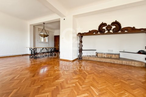 Villa de 12 dormitorios en venta en Sant Just Desvern, Barcelona, Cataluña, Spain № 7714 - foto 11