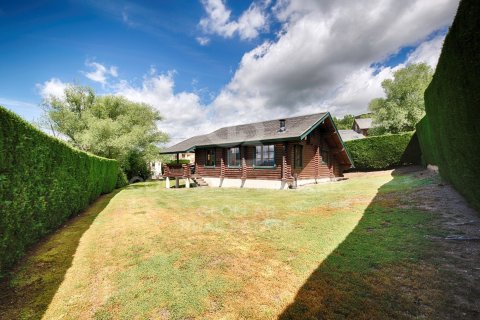 Сasa de 3 dormitorios en venta en Cataluña, Spain № 7716 - foto 28
