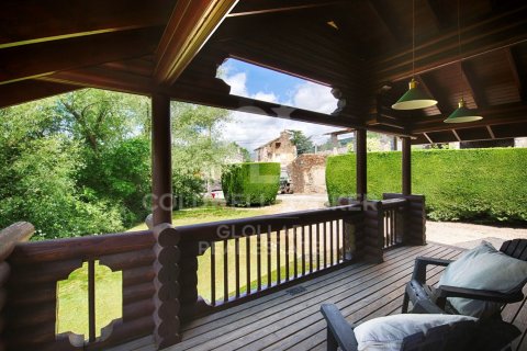 Сasa de 3 dormitorios en venta en Cataluña, Spain № 7716 - foto 21