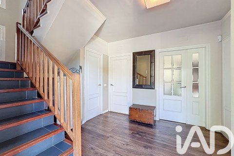 Сasa de 6 dormitorios en venta en Teia, Barcelona, Cataluña, Spain № 4728 - foto 9
