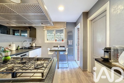 Сasa de 6 dormitorios en venta en Teia, Barcelona, Cataluña, Spain № 4728 - foto 17